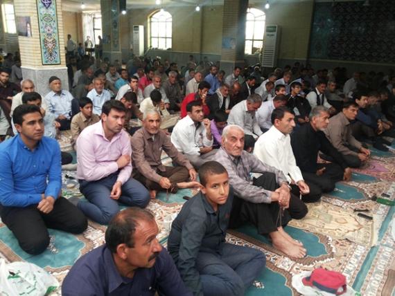 حضور پرشور مردم شهر دهدشت در نماز جمعه+ تصاویر/پایگاه خبری کهگیلویه